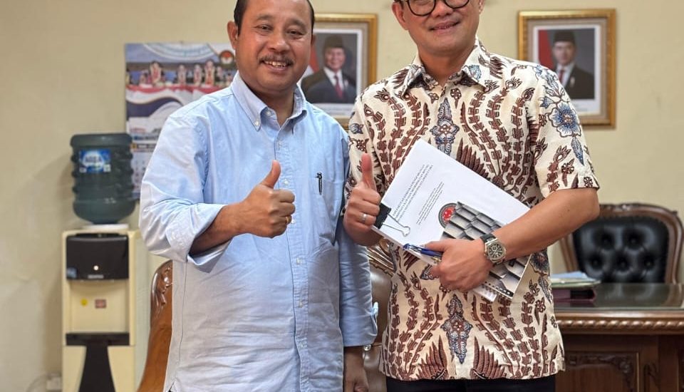 Bupati Joune Ganda Tempuh Jenjang Pendidikan Doktoral di IPDN Cilandak