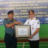 Menjadi Sejarah Penting, Bupati Joune Ganda Terima Anugerah Brevet Kehormatan Dari TNI AL