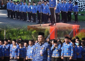 Dalam Apel Korpri, Bupati Joune Ganda Tegaskan Hukum Tua Akan Dinonaktifkan Jika Tak Jalankan Siskamling